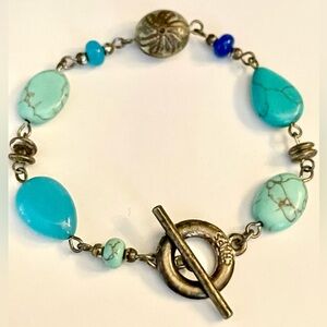 Chaps Turquoise and Silver bracelet vintage good for a beach fit👌